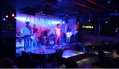 Aurora Madrid: restaurante y música en vivo